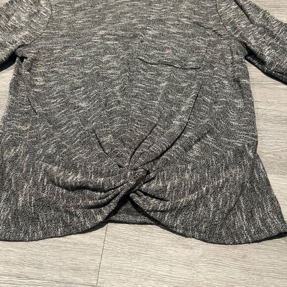 Love, fire Grey Heather Long Sleeve Top with Twist in the Front - Picture 5 of 9